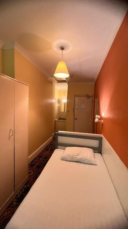 Gresham Hotel Bloomsbury London Exterior foto