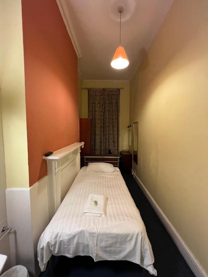Gresham Hotel Bloomsbury London Exterior foto